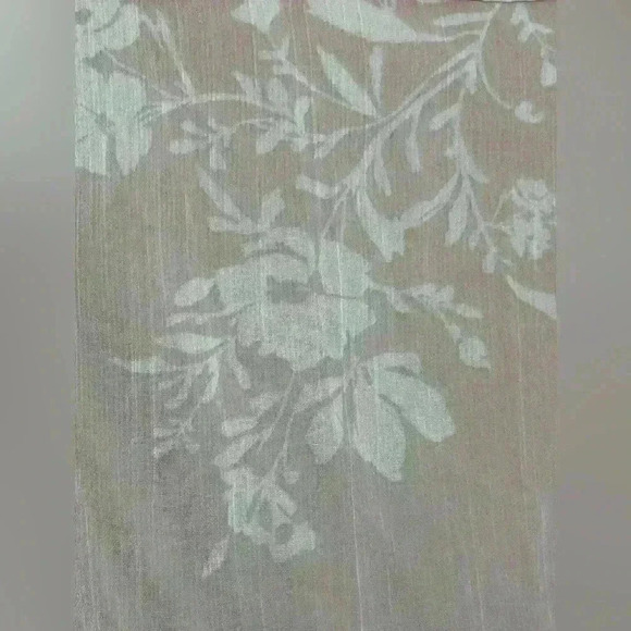 Francesca's mi ami Candice Floral Flounce Maxi Dress (V12) - Picture 9 of 9